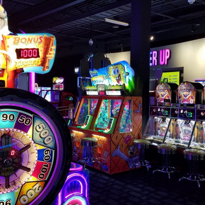 Dave & Busters - Social Meet Up!